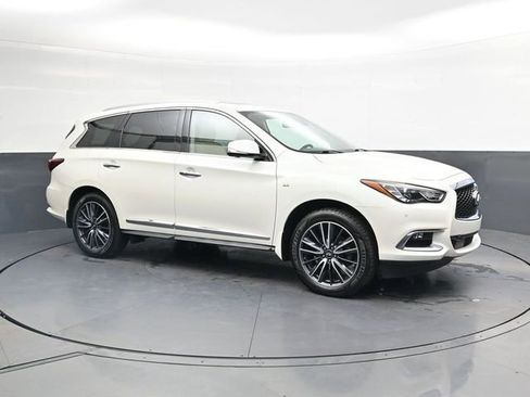 Used 2017 INFINITI QX60 Luxe w/ Deluxe Technology Package AWD/4WD image 2
