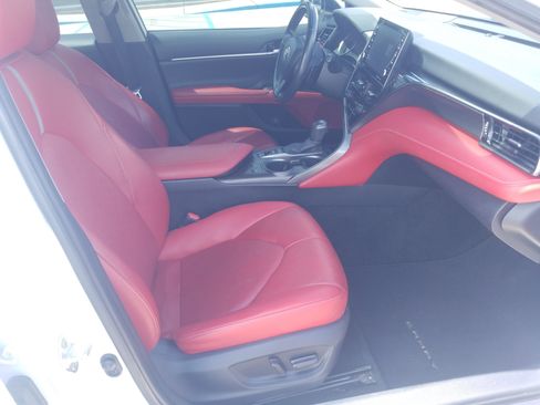 Used 2021 Toyota Camry XSE FWD image 17