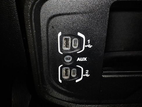 Used 2022 RAM 2500 Tradesman AWD/4WD image 24