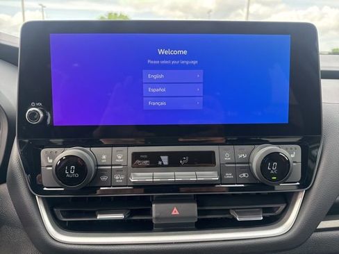 Used 2024 Toyota Grand Highlander AWD image 35