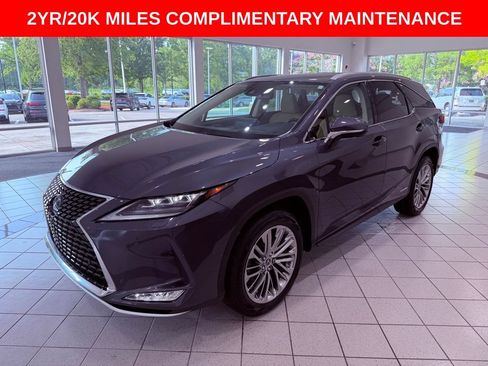 Used 2022 Lexus RX 450hL Luxury w/ Cold Area Package (CT) AWD/4WD image 3