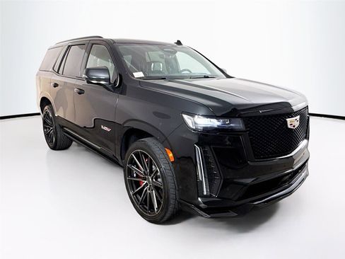 Used 2024 Cadillac Escalade V AWD/4WD image 26