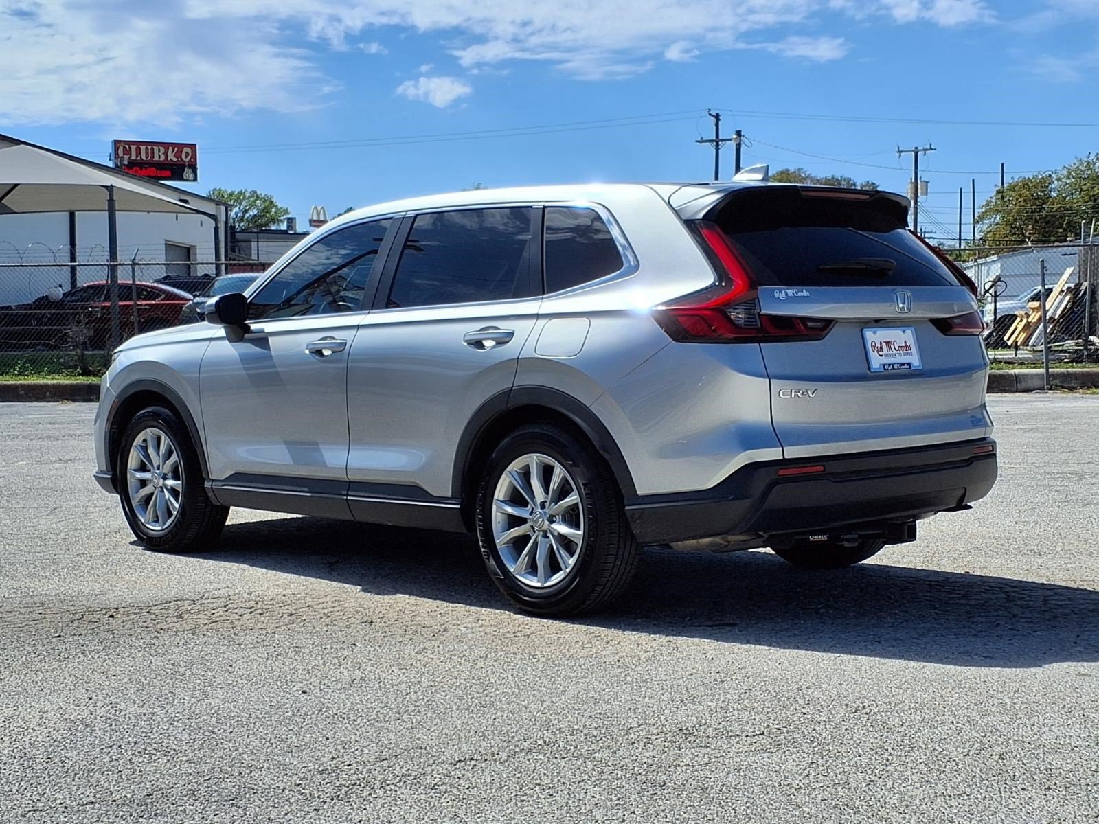 Used 2025 Honda CR-V EX image 8