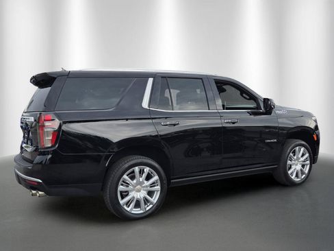 Used 2024 Chevrolet Tahoe High Country AWD/4WD image 7