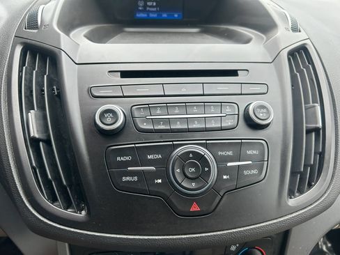 Used 2017 Ford Escape SE AWD/4WD image 8