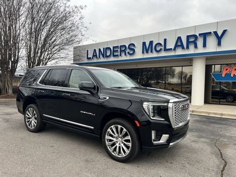Used 2022 GMC Yukon Denali image 2