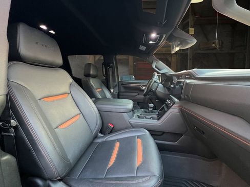 Certified 2023 GMC Sierra 1500 AT4 w/ AT4 Premium Package AWD/4WD image 15
