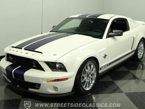 Used 2007 Ford Mustang Shelby GT500 RWD image 18