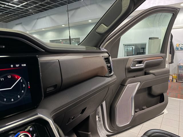 Used 2024 GMC Sierra 2500 Denali w/ Denali Reserve Package AWD/4WD image 27
