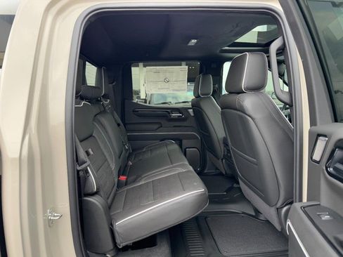 New 2026 GMC Sierra 1500 AT4X image 7