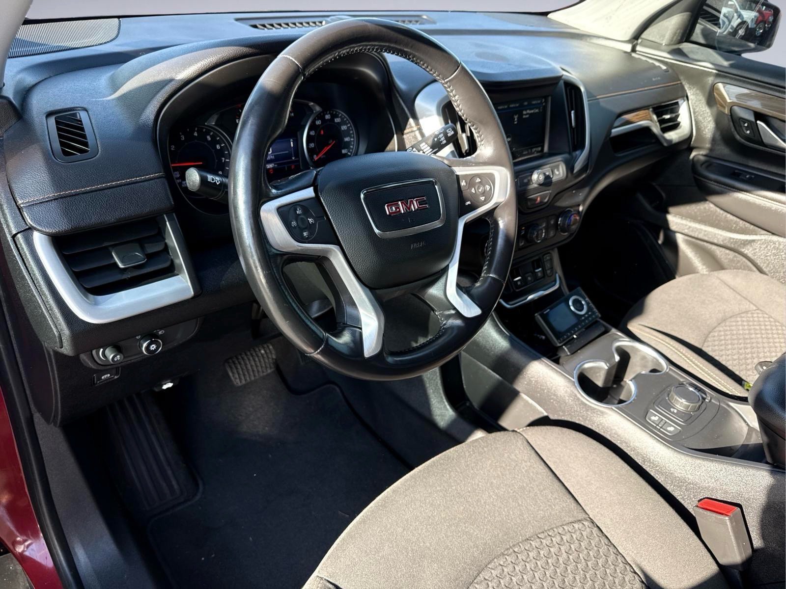 Used 2019 GMC Terrain SLE w/ Driver Convenience Package FWD image 13