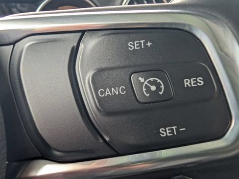 Used 2021 Jeep Gladiator Overland w/ Popular Equipment Package AWD/4WD image 20