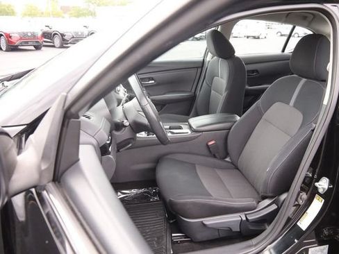 Certified 2024 Nissan Sentra SV w/ All-Weather Package FWD image 9