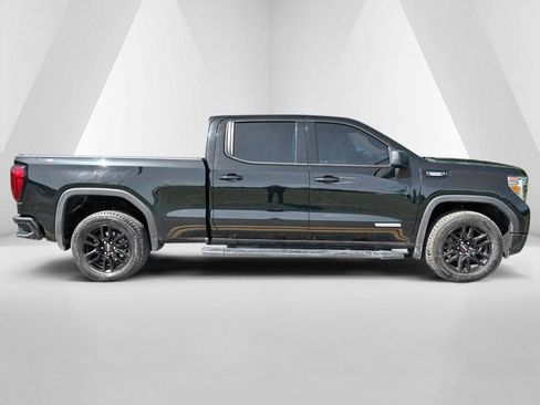 Used 2021 GMC Sierra 1500 Elevation w/ LPO, Elevation Black Package AWD/4WD image 8