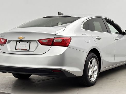 Used 2018 Chevrolet Malibu LS image 7