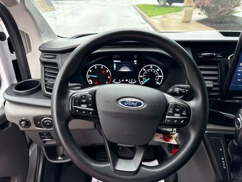 Used 2024 Ford Transit 350 XLT RWD image 11