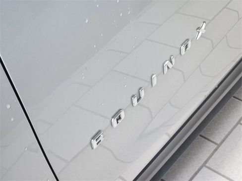 Used 2018 Chevrolet Equinox LT FWD image 10