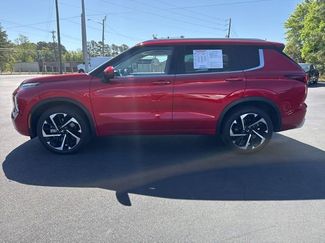 Used 2022 Mitsubishi Outlander SEL video 2
