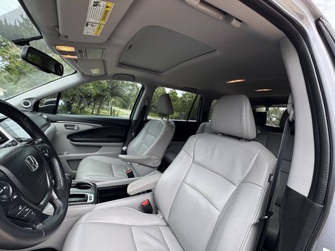 Used 2017 Honda Pilot EX-L image 22