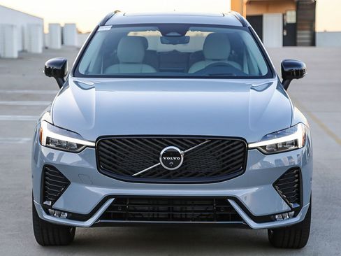 New 2026 Volvo XC60 B5 Ultra AWD/4WD image 2