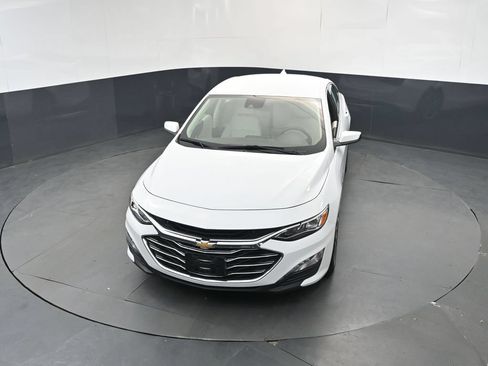 Used 2024 Chevrolet Malibu LT FWD image 30