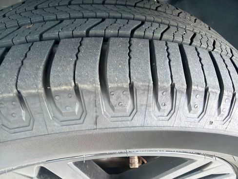 Used 2022 Honda Pilot Special Edition image 3