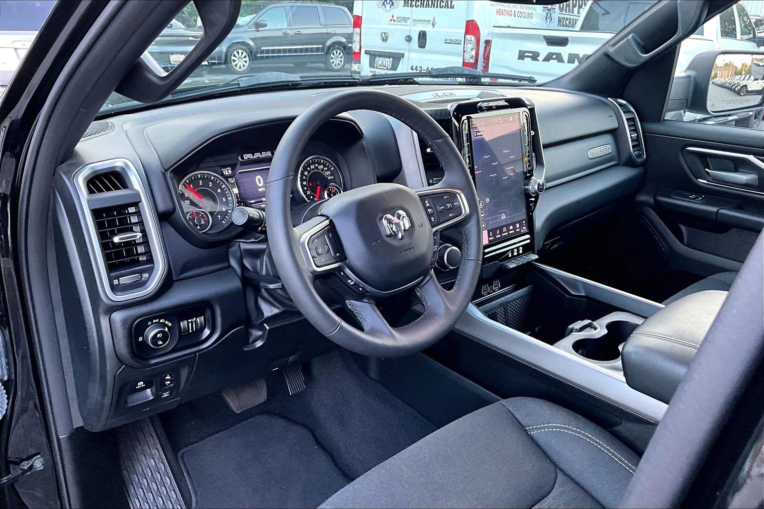 Used 2025 RAM 1500 Big Horn AWD/4WD image 11