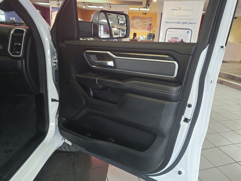 Used 2020 RAM 1500 Big Horn AWD/4WD image 13
