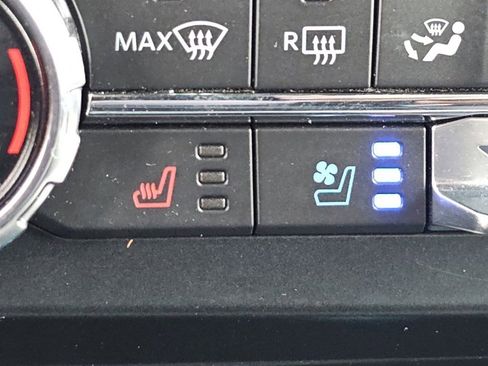 Used 2022 Ford F250 Lariat w/ Lariat Ultimate Package image 16