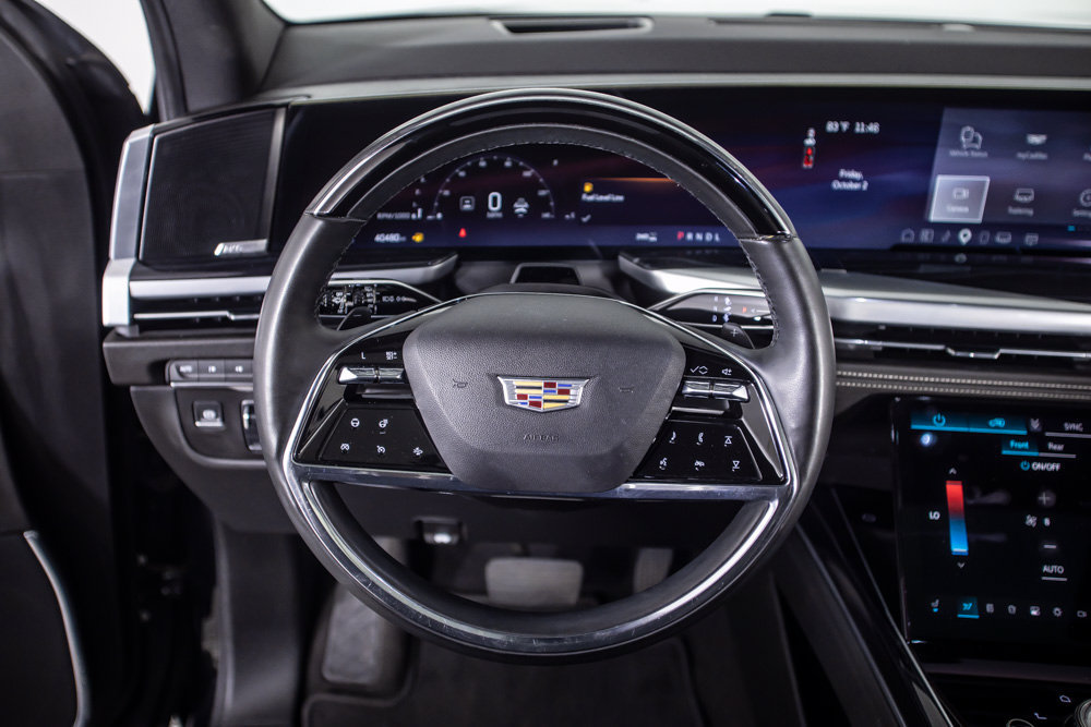Used 2025 Cadillac Escalade ESV Sport w/ Touring Package AWD/4WD image 29