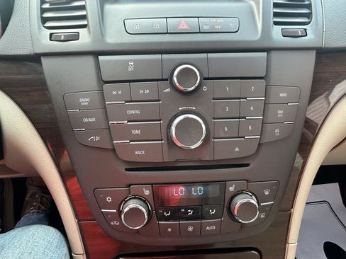 Used 2011 Buick Regal CXL FWD image 22