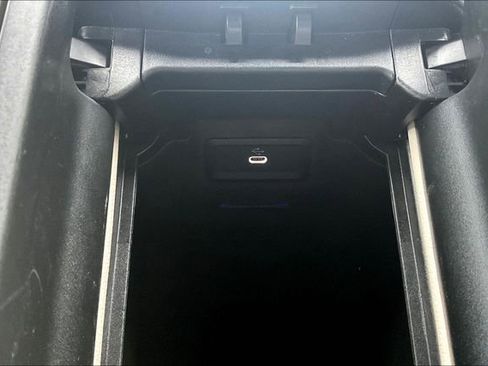 Certified 2026 Mercedes-Benz GLC 300 4MATIC image 19