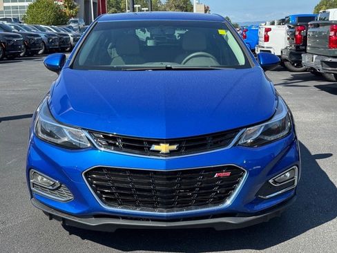 Used 2017 Chevrolet Cruze LT image 8
