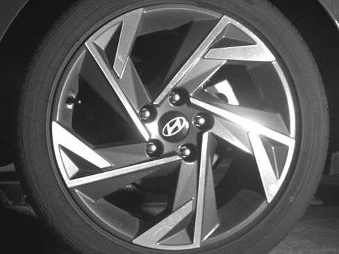 Used 2025 Hyundai Elantra SEL FWD image 14
