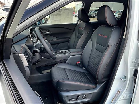 New 2026 Nissan Rogue SV image 15