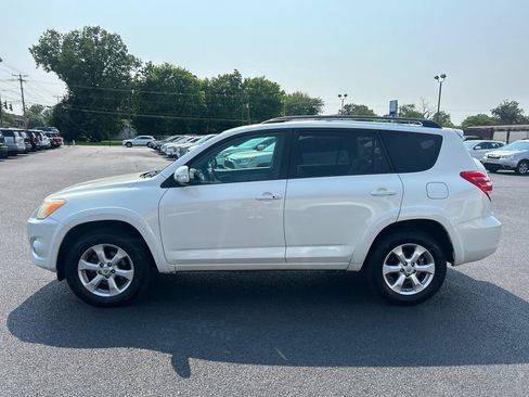 Used 2011 Toyota RAV4 Limited AWD/4WD image 8