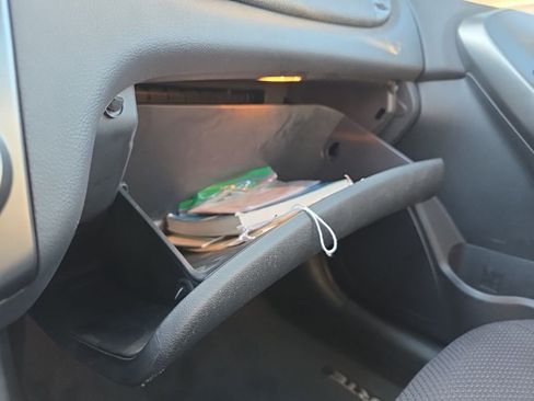 Used 2013 Kia Forte EX image 28