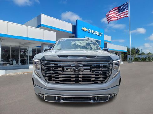 Used 2025 GMC Sierra 1500 Denali Ultimate AWD/4WD image 8