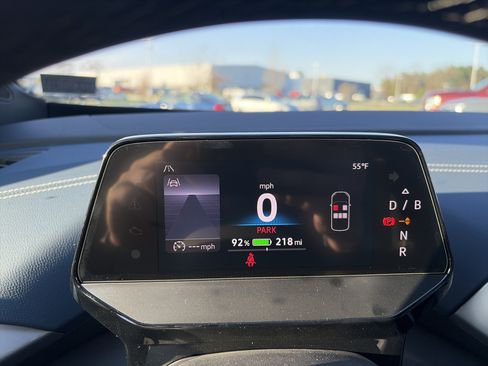 New 2025 Volkswagen ID.4 Pro S AWD/4WD image 28