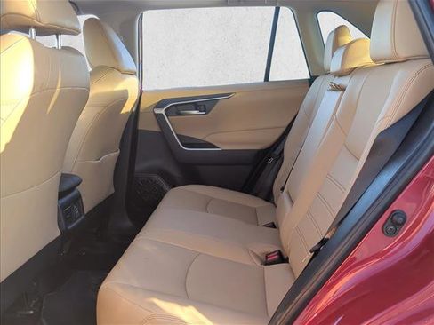 Certified 2025 Toyota RAV4 XLE Premium image 18