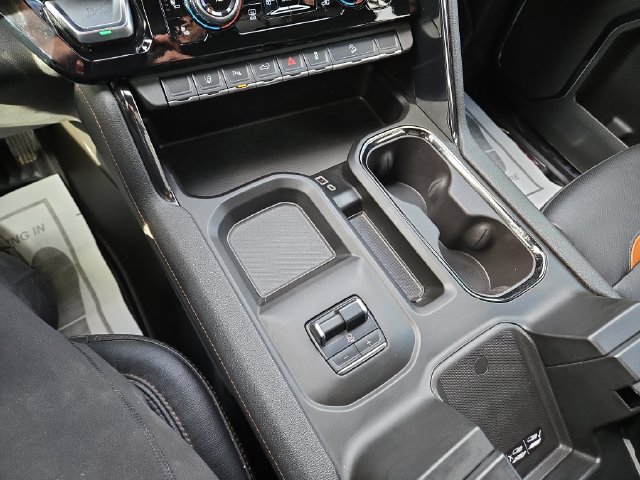 Used 2024 GMC Sierra 2500 AT4 w/ AT4 Premium Plus Package AWD/4WD image 24
