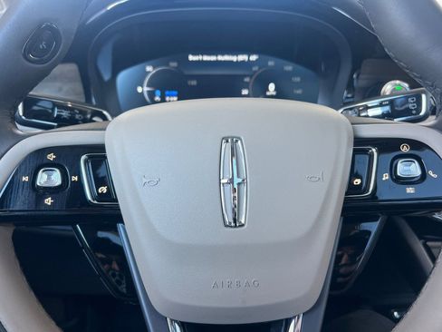 Certified 2022 Lincoln Corsair Grand Touring image 24