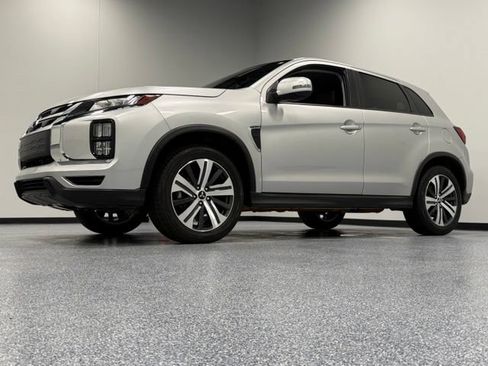 Used 2023 Mitsubishi Outlander Sport SE AWD/4WD image 5