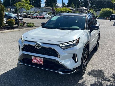 Certified 2025 Toyota RAV4 XSE AWD/4WD image 4