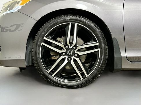 Used 2016 Honda Accord Sport image 33