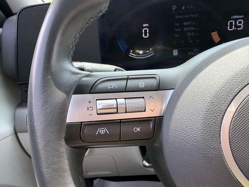 Certified 2024 Hyundai Kona SEL AWD/4WD image 30