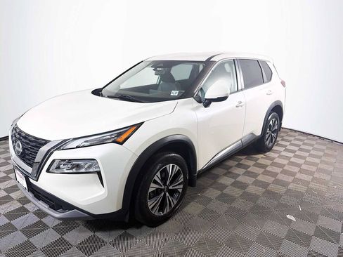 Used 2023 Nissan Rogue SV AWD/4WD image 1