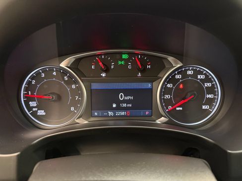 Used 2024 GMC Terrain AT4 AWD/4WD image 13