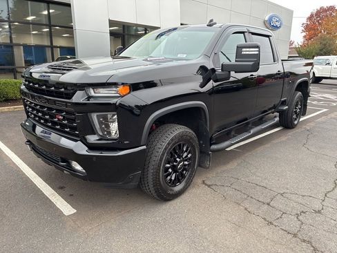 Used 2022 Chevrolet Silverado 2500 LTZ w/ LTZ Plus Package image 3