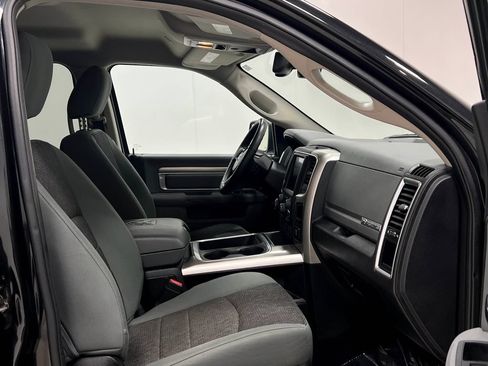 Used 2017 RAM 1500 Big Horn AWD/4WD image 35